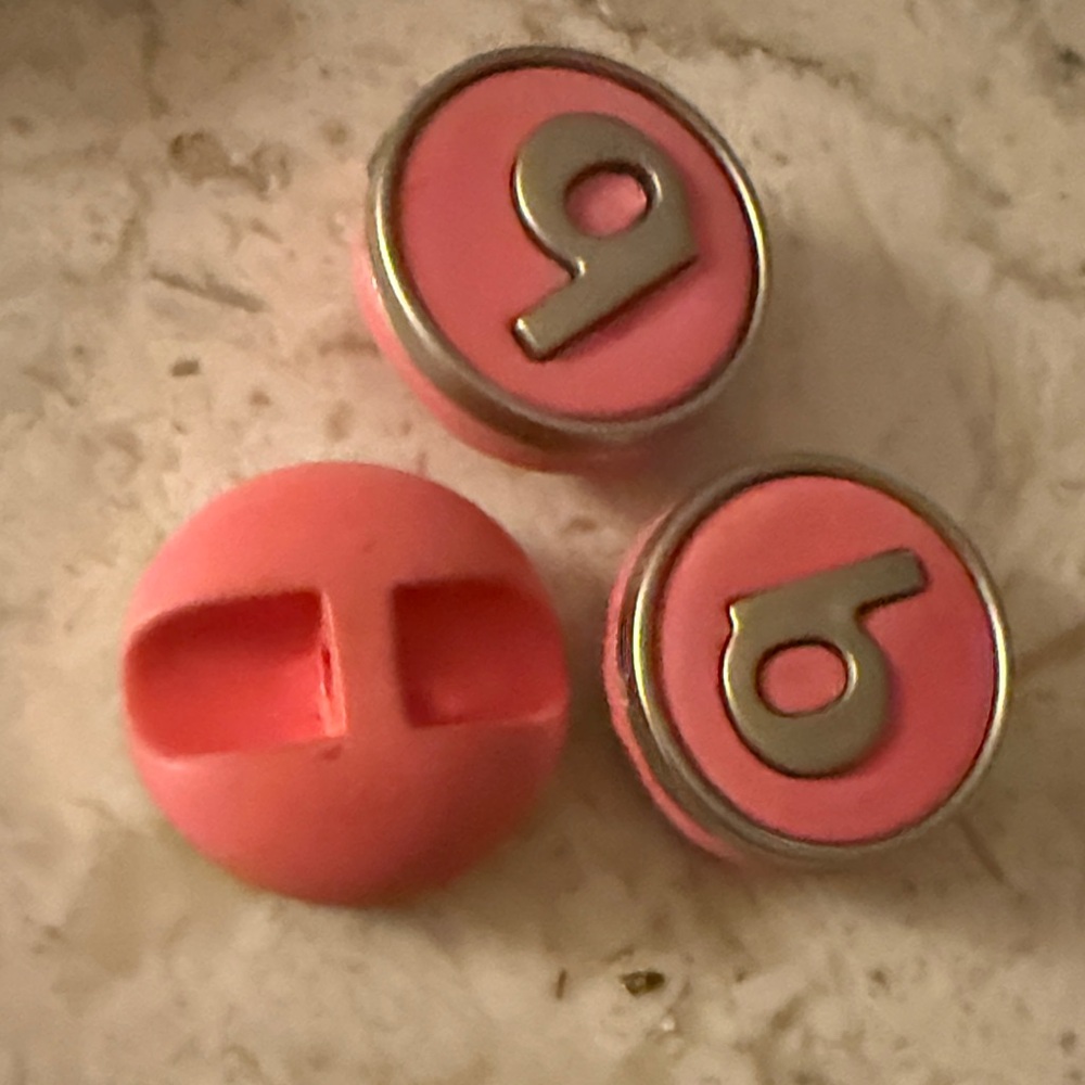 Pink Numbered Button Set